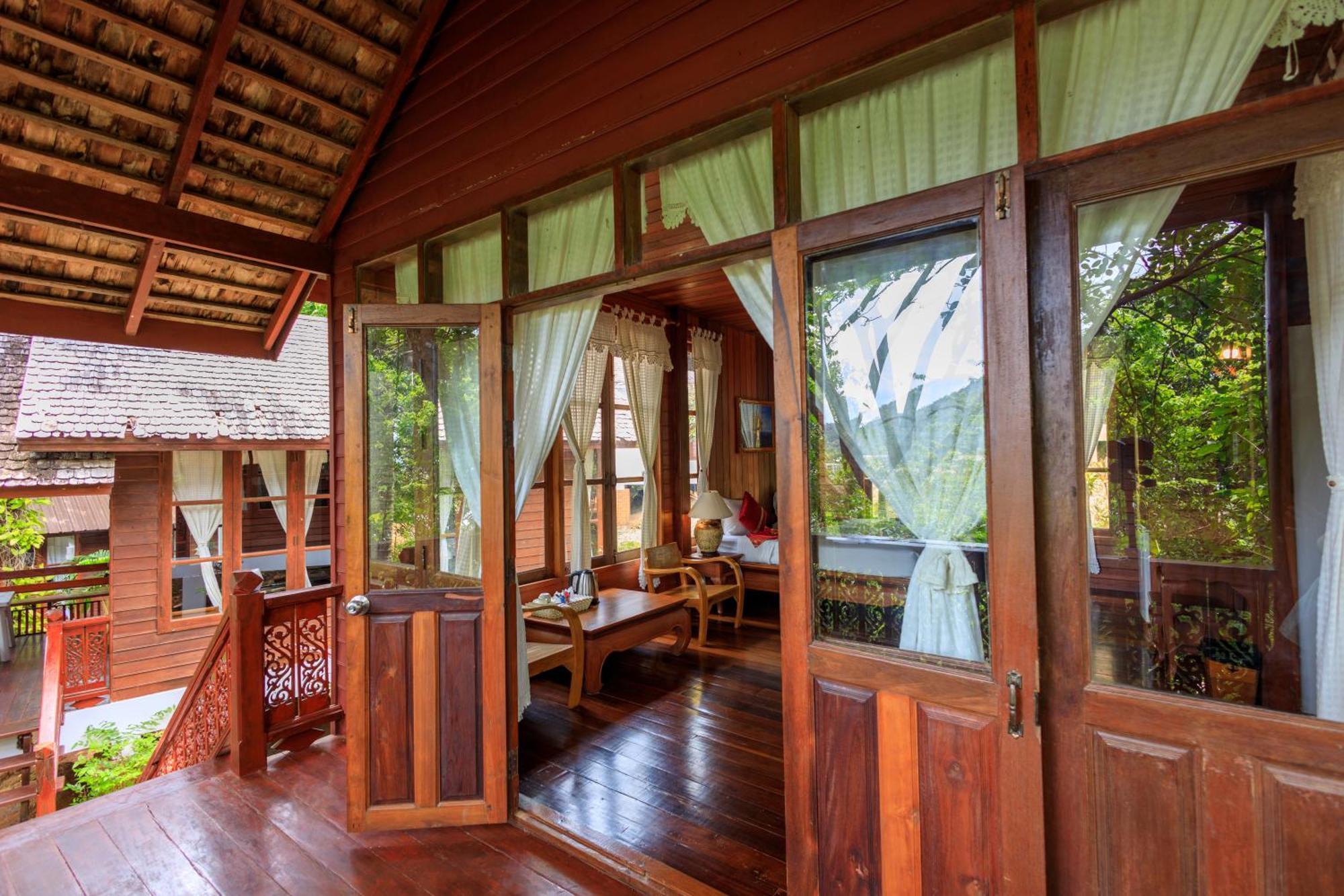 Gjestgiverier Samui Wooden Hill *