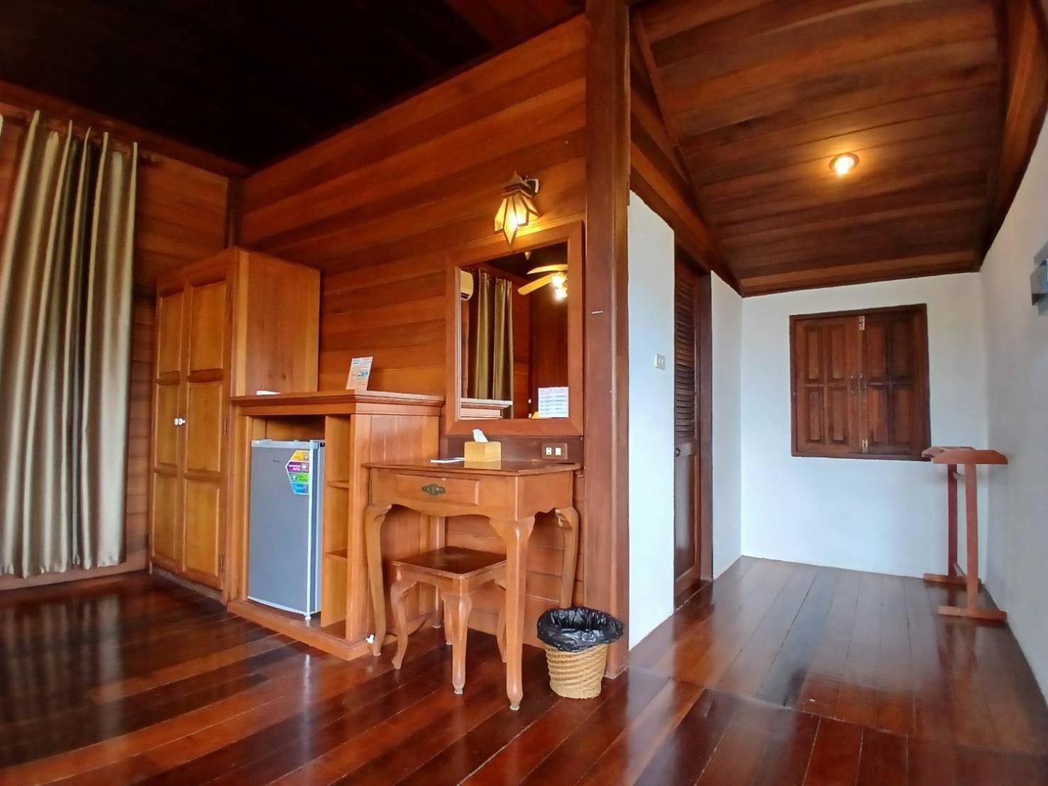 Samui Wooden Hill Gjestgiverier *
