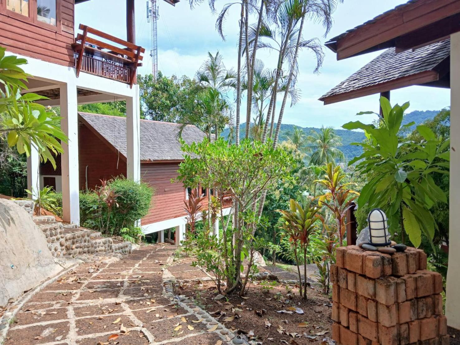 Samui Wooden Hill Gjestgiverier *