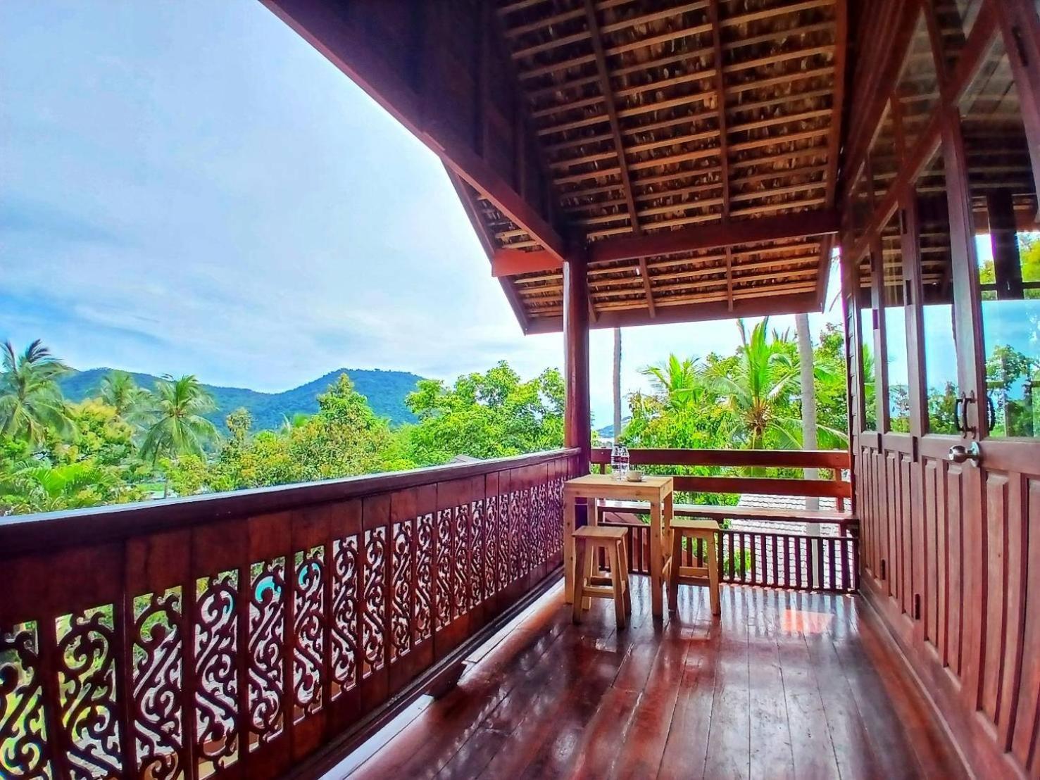 Samui Wooden Hill Gjestgiverier *