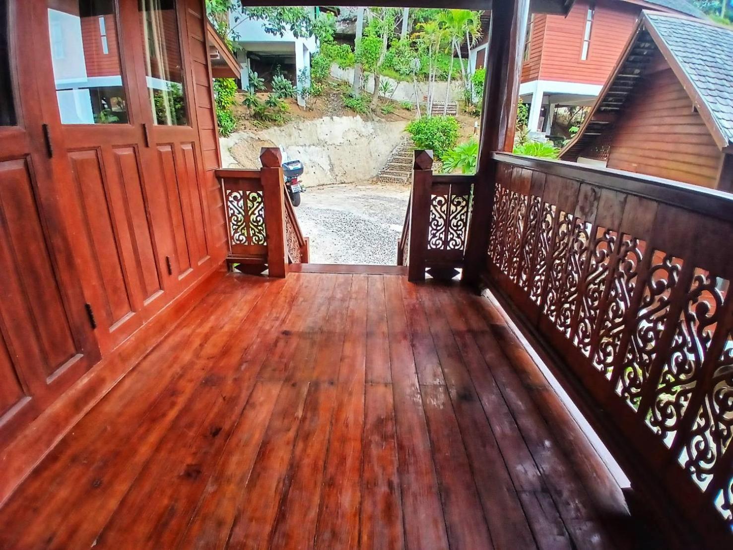 Samui Wooden Hill * Ko Samui